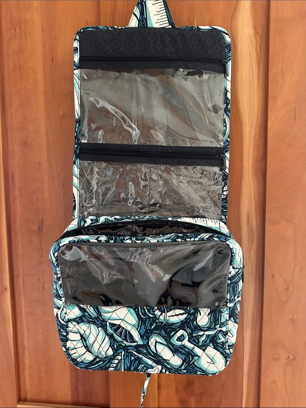 Vera Bradley Teal & Navy Quilted Hanging Organizer
